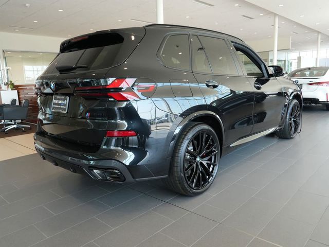 2025 BMW X5 M60i