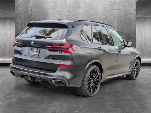 2025 BMW X5 M60i