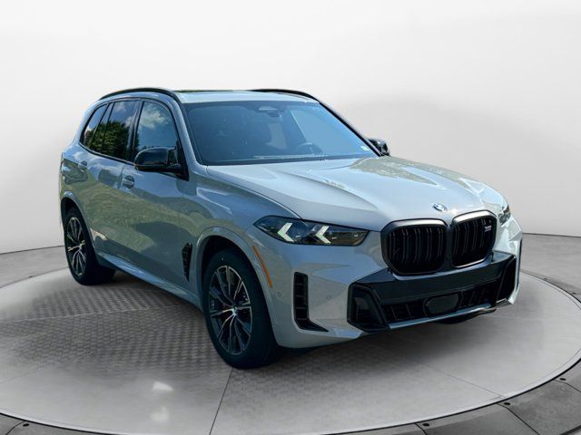 2025 BMW X5 M60i