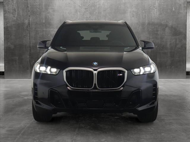 2025 BMW X5 M60i