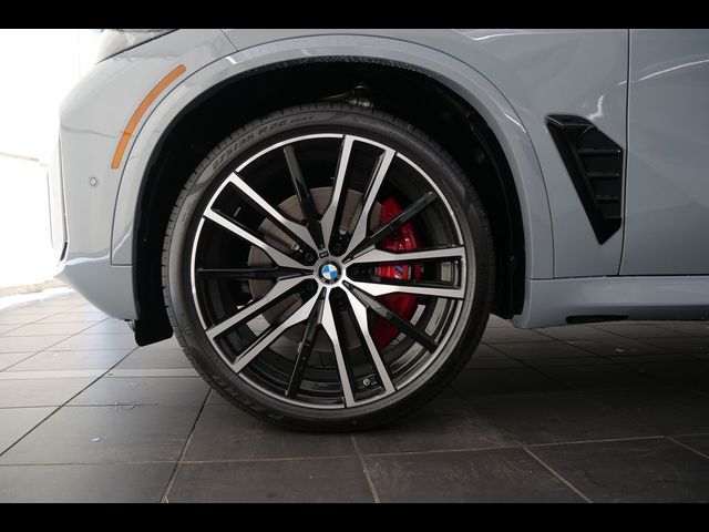 2025 BMW X5 M60i