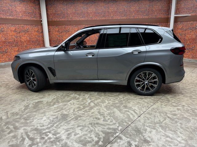 2025 BMW X5 M60i