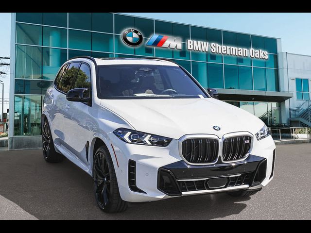 2025 BMW X5 M60i