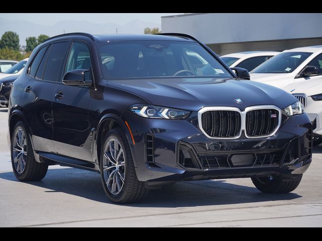 2025 BMW X5 M60i