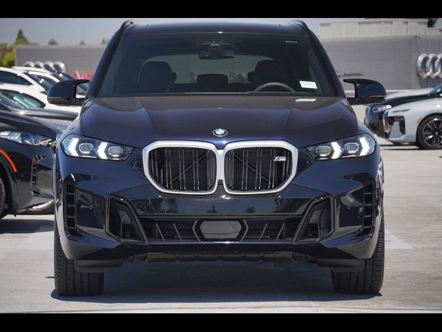 2025 BMW X5 M60i