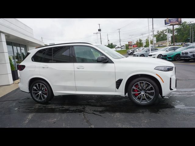 2025 BMW X5 M60i