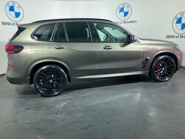 2025 BMW X5 M60i