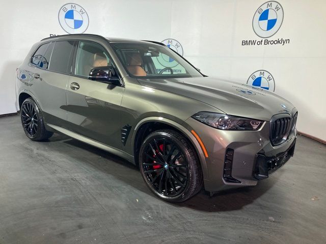 2025 BMW X5 M60i