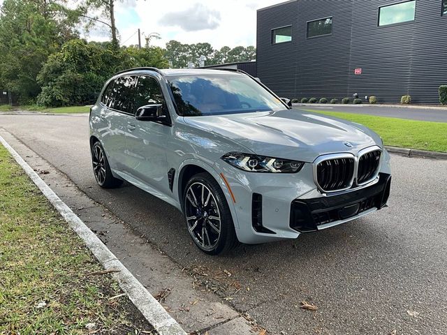 2025 BMW X5 M60i