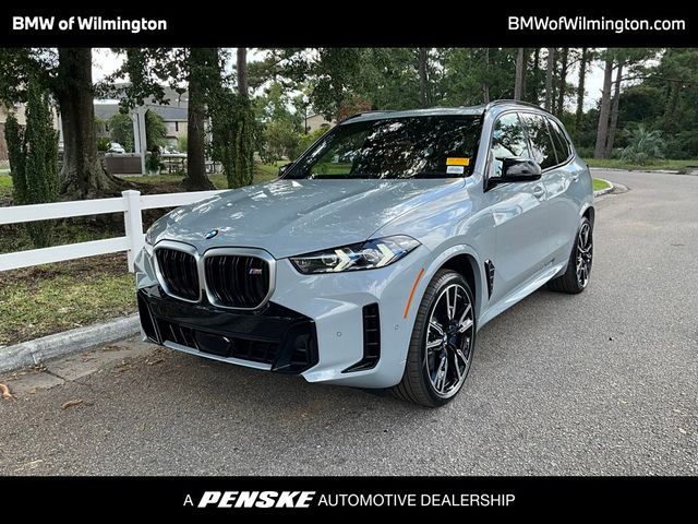 2025 BMW X5 M60i