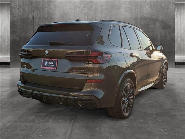 2025 BMW X5 M60i