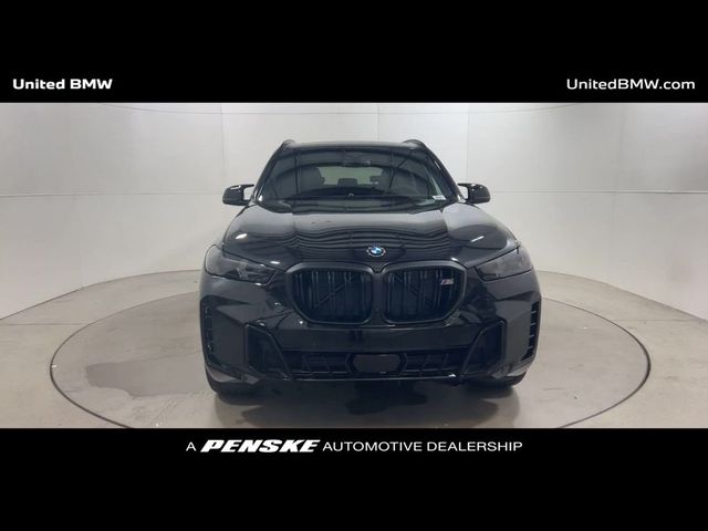 2025 BMW X5 M60i