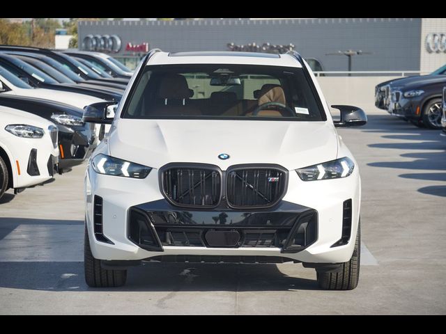 2025 BMW X5 M60i