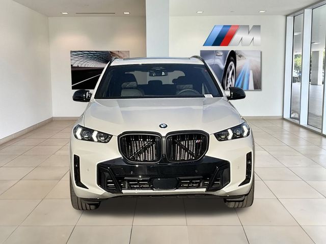 2025 BMW X5 M60i