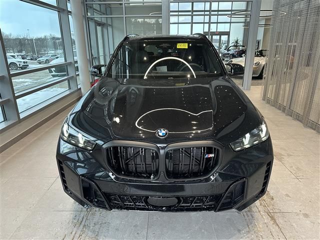 2025 BMW X5 M60i