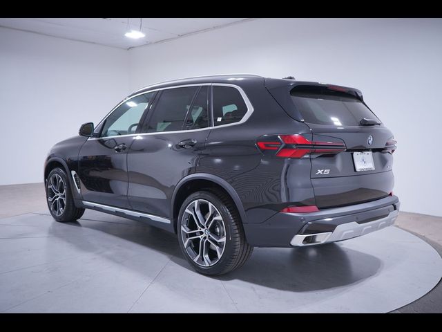 2025 BMW X5 sDrive40i