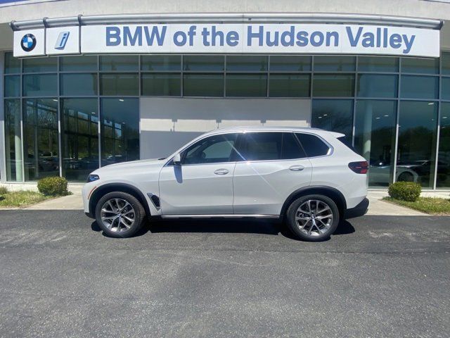 2025 BMW X5 xDrive40i