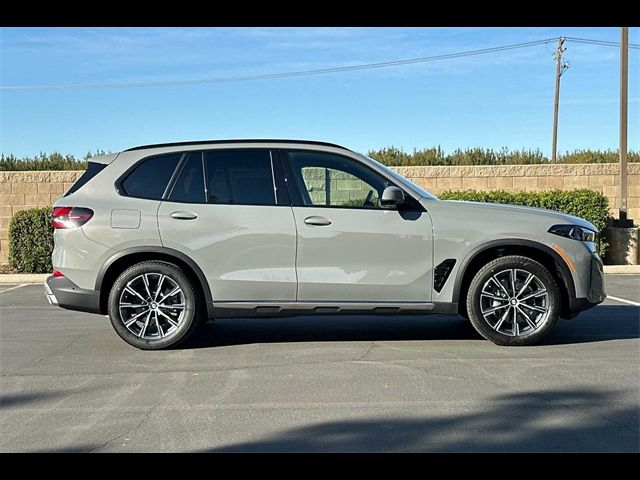 2025 BMW X5 xDrive40i