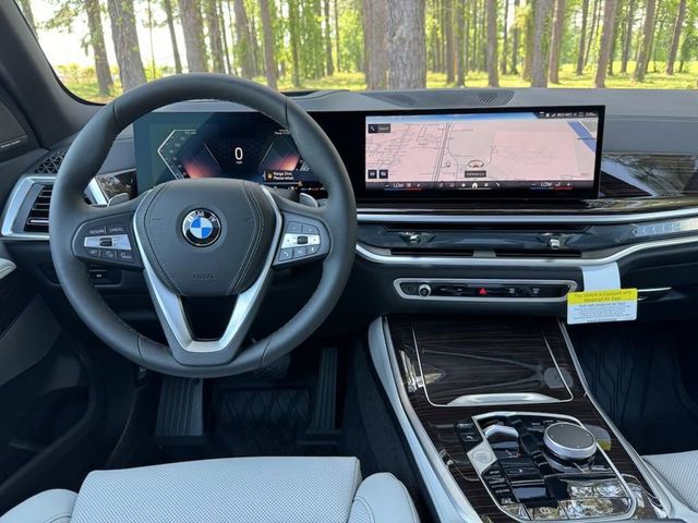 2025 BMW X5 xDrive40i