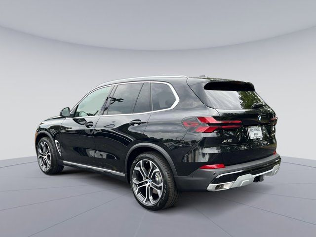 2025 BMW X5 xDrive40i