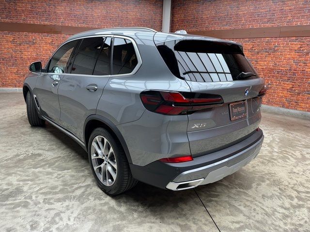 2025 BMW X5 xDrive40i