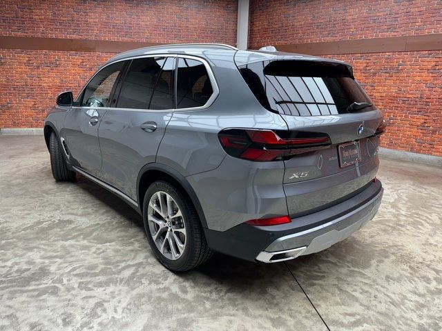 2025 BMW X5 xDrive40i