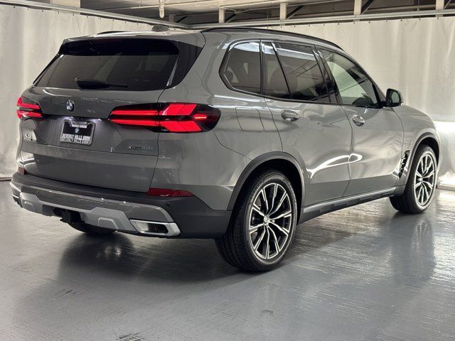 2025 BMW X5 xDrive40i