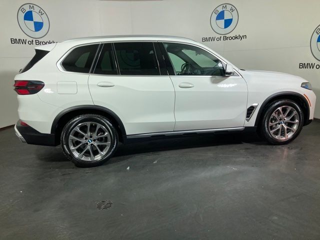 2025 BMW X5 xDrive40i