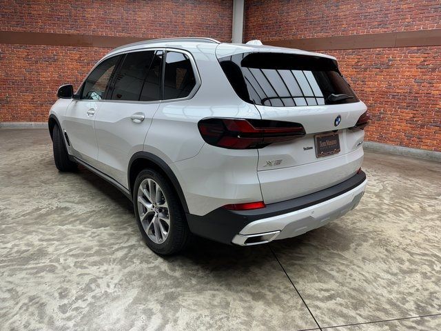 2025 BMW X5 xDrive40i