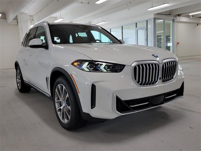 2025 BMW X5 xDrive50e