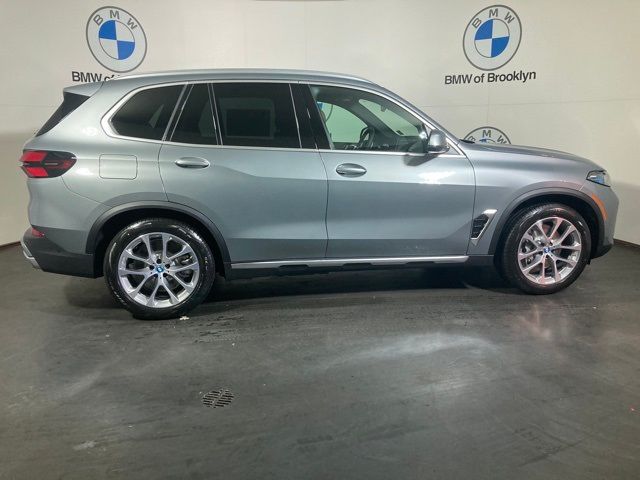 2025 BMW X5 xDrive50e