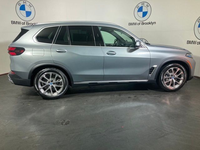 2025 BMW X5 xDrive50e