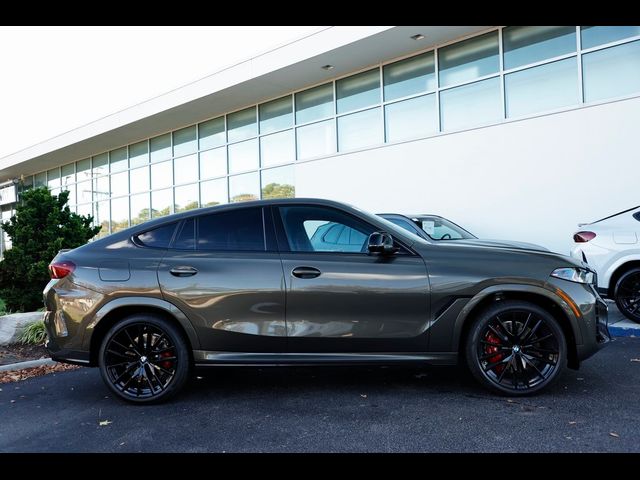 2025 BMW X6 M60i