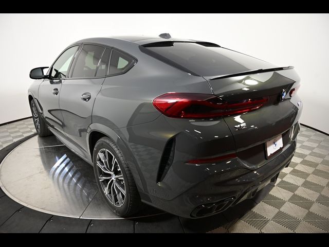 2025 BMW X6 M60i