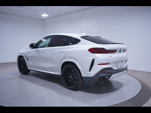 2025 BMW X6 M60i