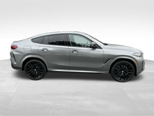 2025 BMW X6 M60i