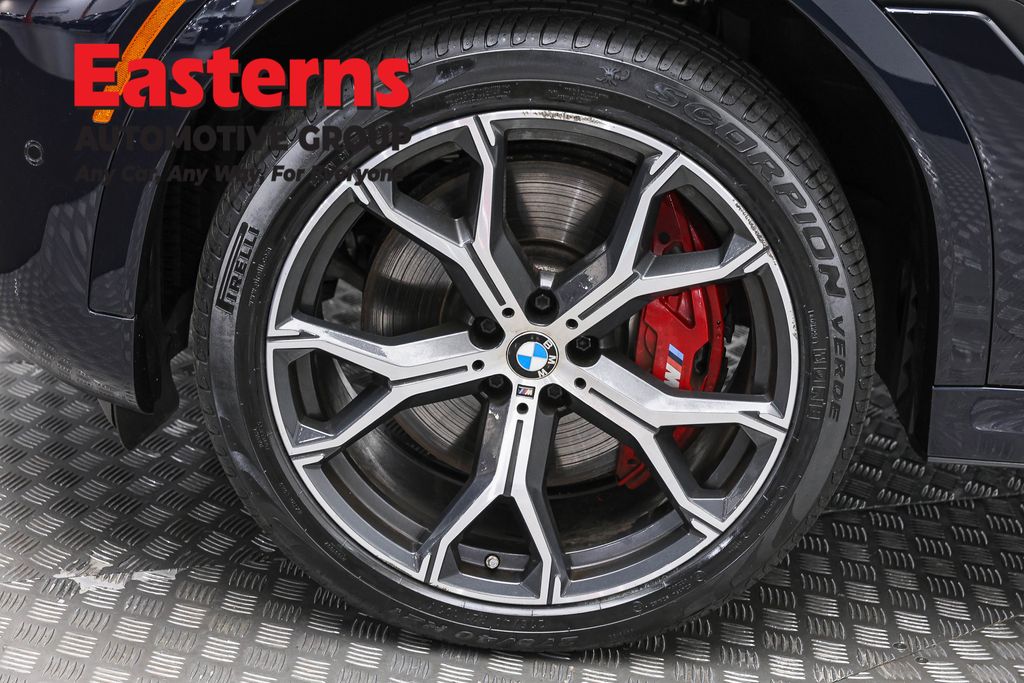 2025 BMW X6 41