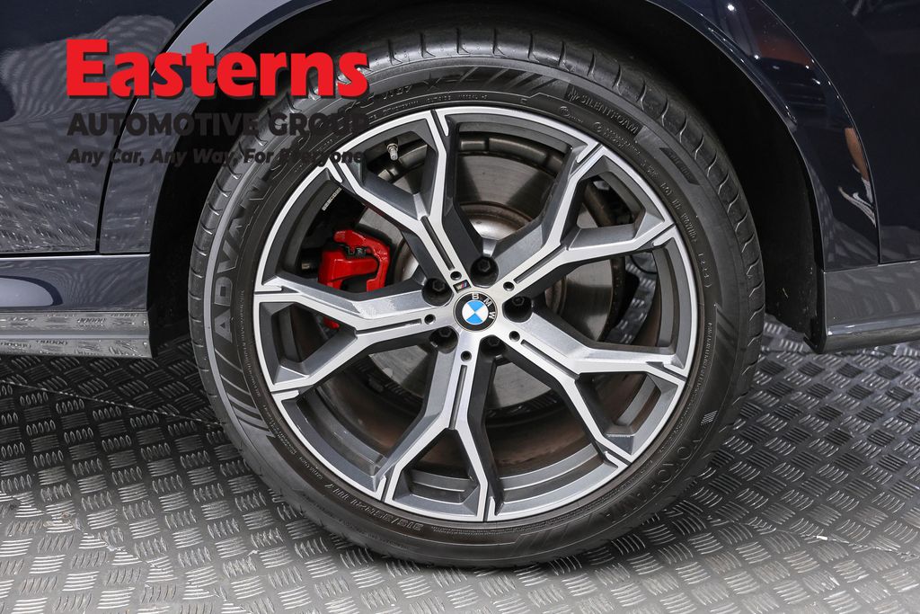 2025 BMW X6 39