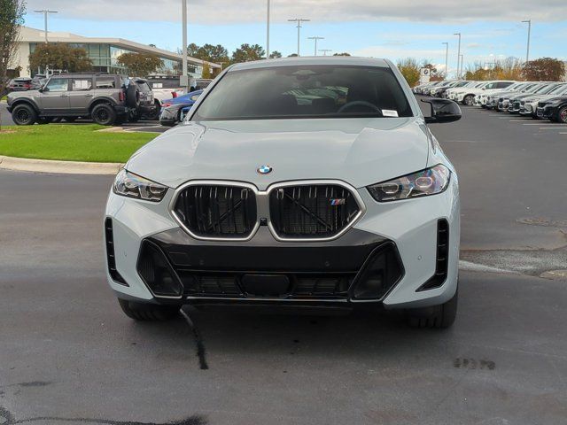 2025 BMW X6 M60i