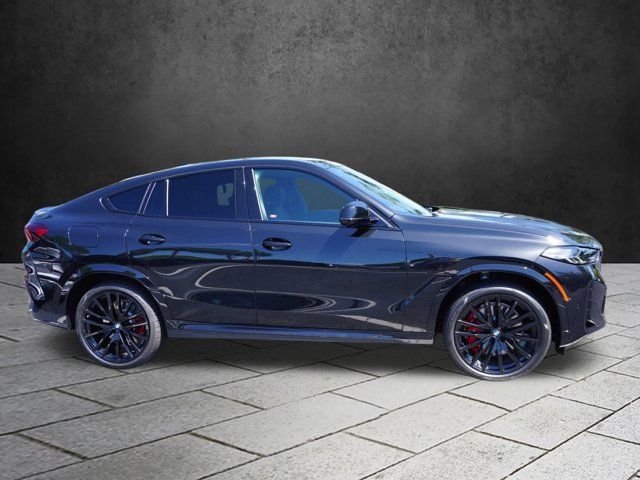 2025 BMW X6 M60i