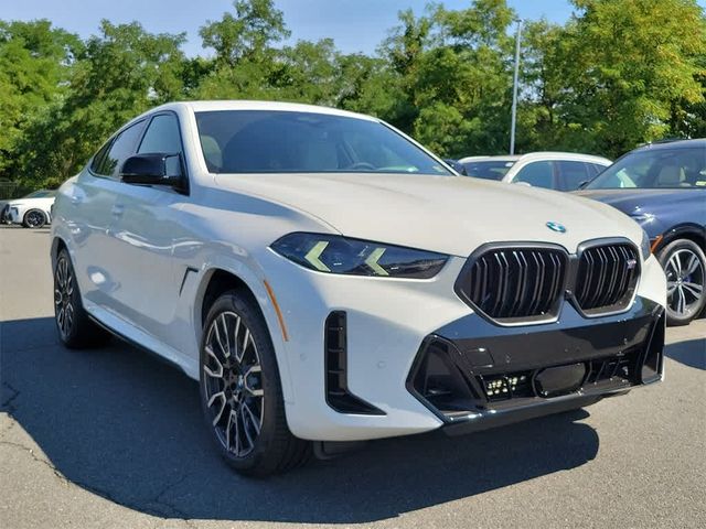 2025 BMW X6 M60i