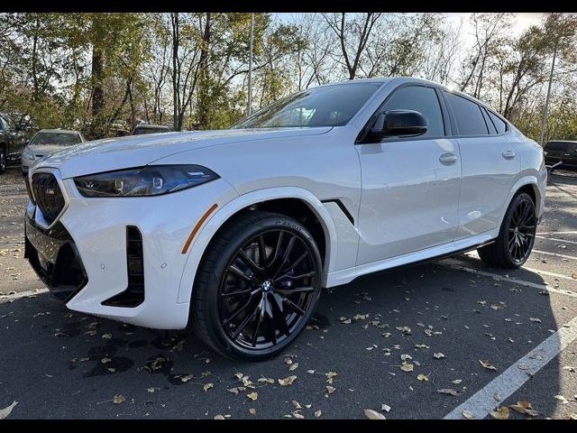 2025 BMW X6 M60i