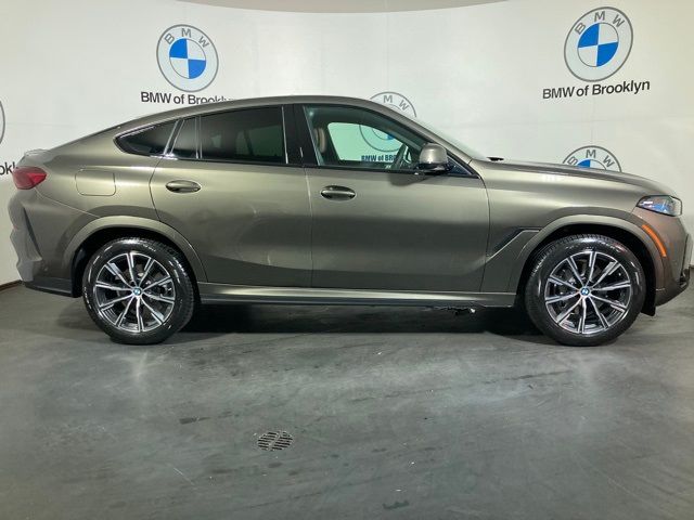 2025 BMW X6 xDrive40i