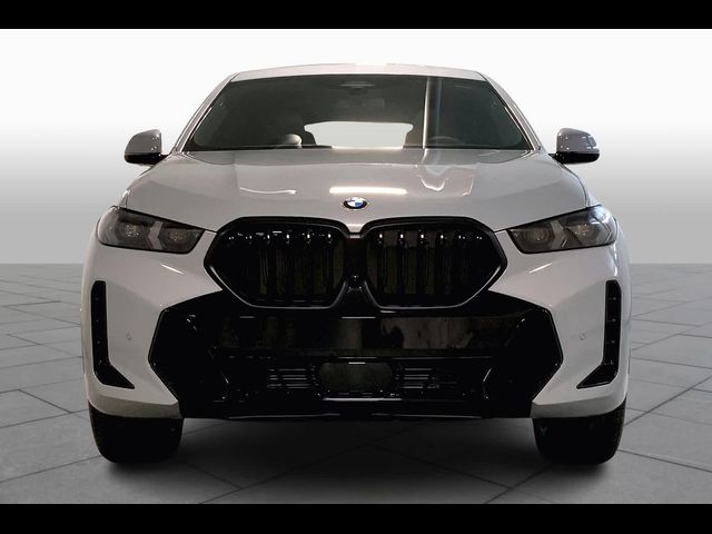 2025 BMW X6 xDrive40i