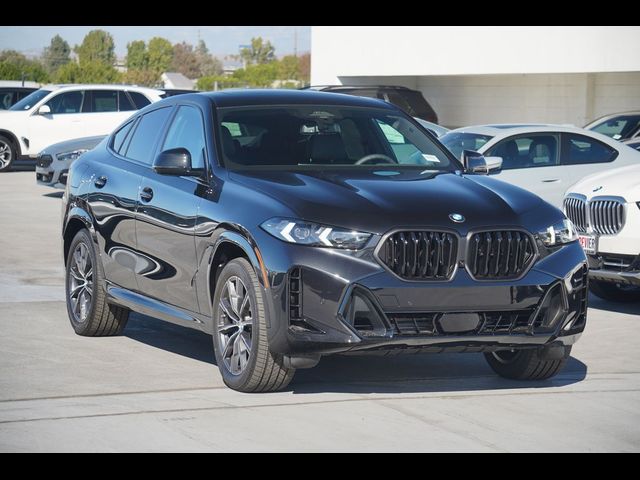 2025 BMW X6 xDrive40i