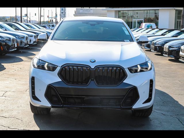 2025 BMW X6 xDrive40i