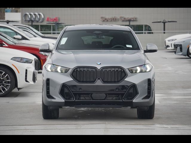 2025 BMW X6 xDrive40i