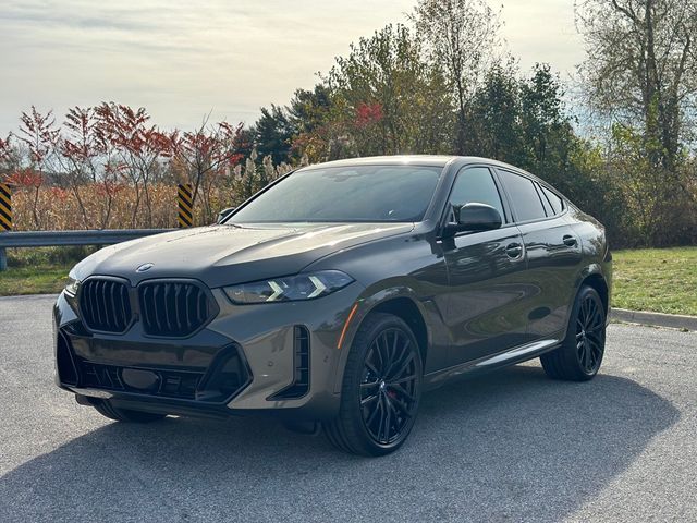 2025 BMW X6 xDrive40i