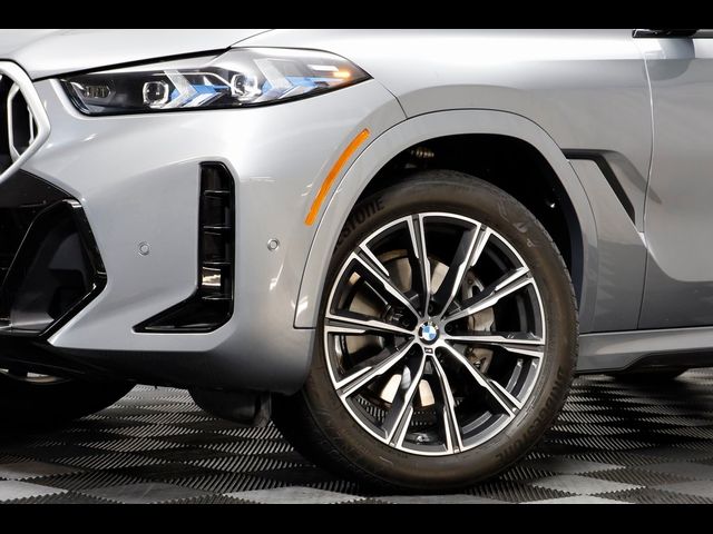 2025 BMW X6 xDrive40i