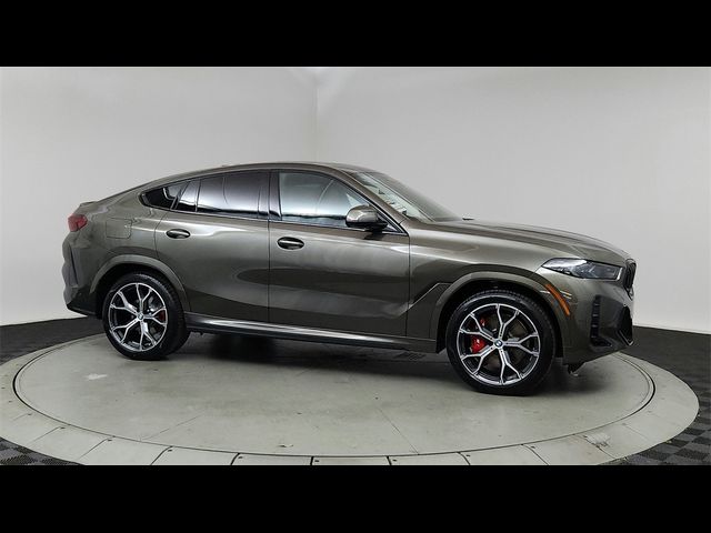 2025 BMW X6 xDrive40i